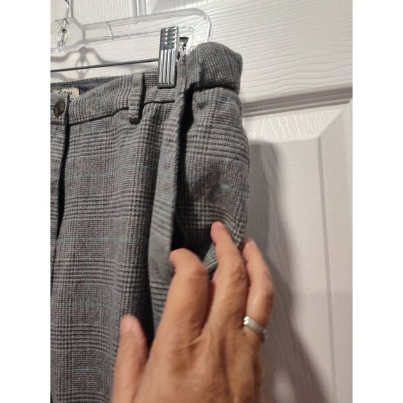 L.L. Bean Pants Womens Size 8 REG Gray Plaid Lined Classic‎ Fit Straight Leg - Picture 5 of 9